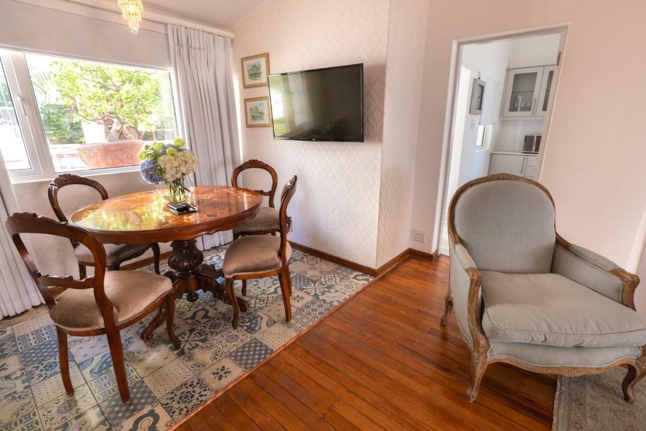 On Camps Bay Drive Ferienhaus *